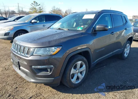 2018 Jeep Compass Latitude 4X4 из США, поврежденный, VIN 3C4NJDBB3JT103703